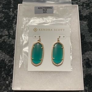 Kendra Scott Elle Earring Emerald Cat’s Eye Green